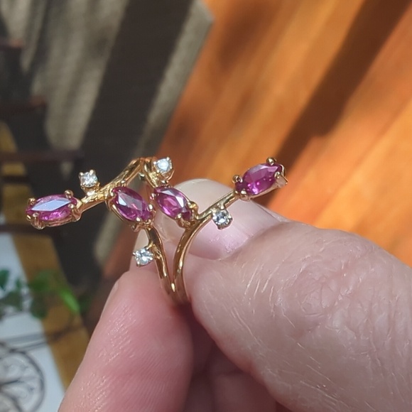 Vintage 14K Yellow Gold Pink Sapphire Diamond Ring Size 6.25